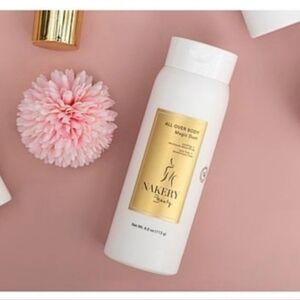 Nakery Beauty All Over Body Magic Dust Powder.